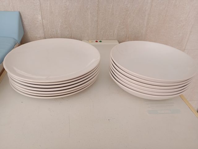 Vajilla blanca - 6 platos + 6 cuencos