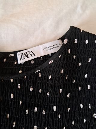 Blusa Zara lunares negra