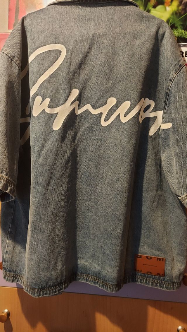 Chaqueta vaquera XL sin usar
70 cm largo.60 de axi