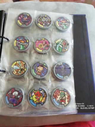 Álbum Yo-Kai y medallas. Preguntar