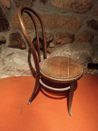 Silla madera estilo Tonet