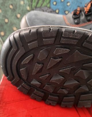 Zapatos de seguridad bajos Beta S1P a estrenar.T38