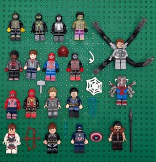 Superhéroes Spiderman Marvel. Lote de 18 figuras.