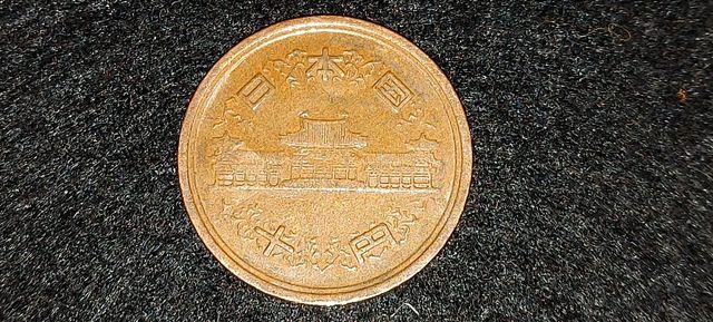 Moneda 10 Yenes Japón