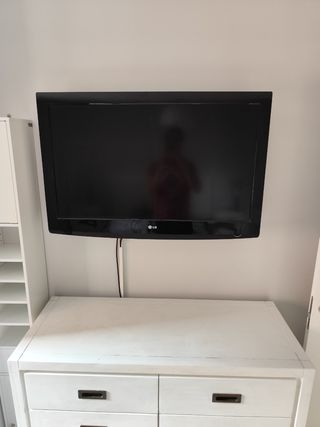 Televisión LG de 37 pulgadas, NO smart tv