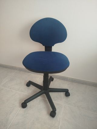 Silla oficina giratoria azul