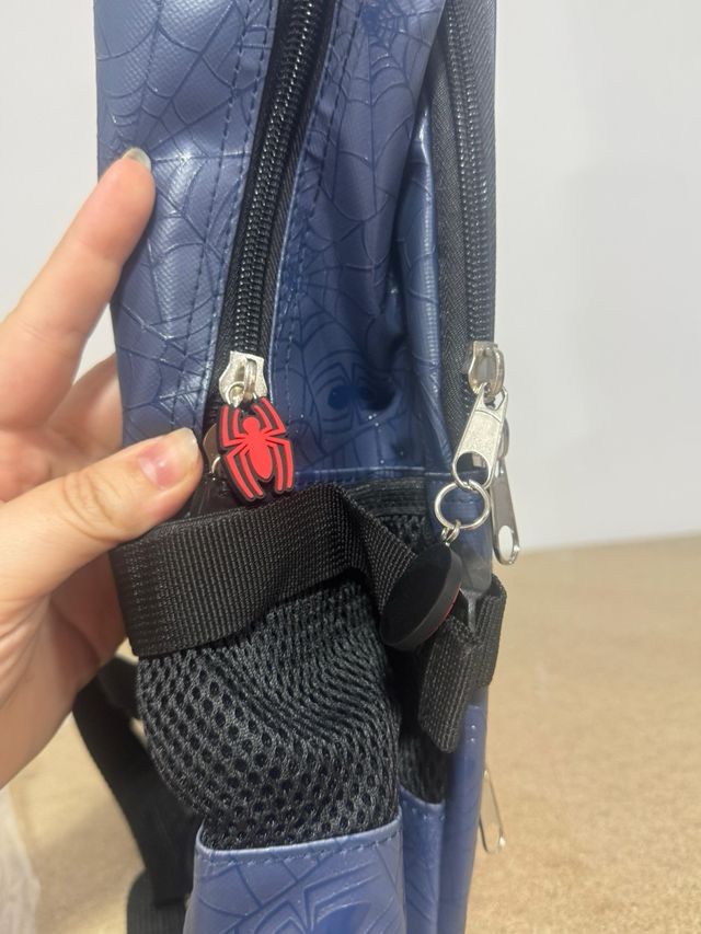 Mochila Homem-Aranha Marvel 36x42x15cm