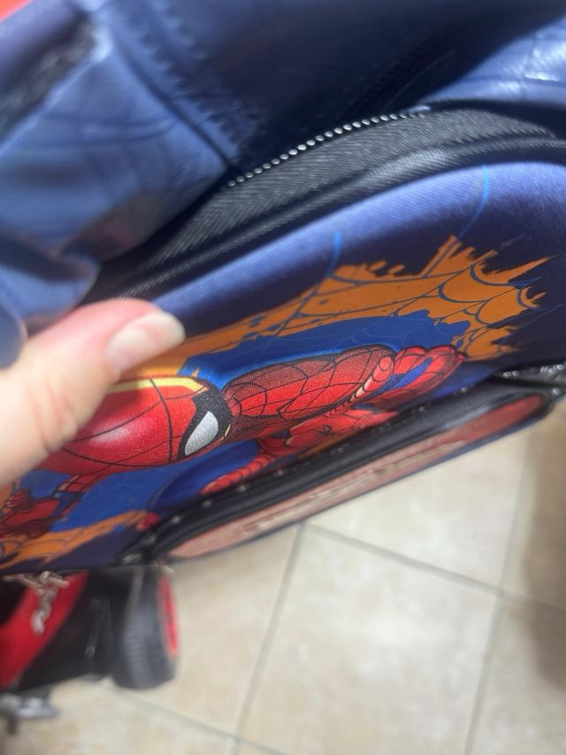 Mochila Homem-Aranha Marvel 36x42x15cm