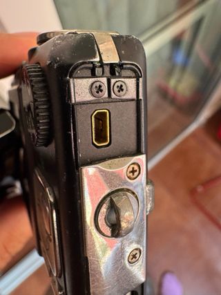 Olympus FE-300 Cámara Digital 12.0 MP 3xZoom