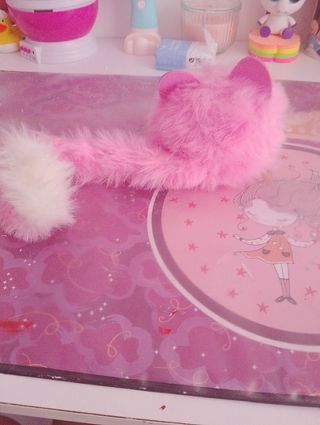 Gato rosa peluche luminoso