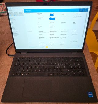 Dell Latitude 3540 i5-1335U