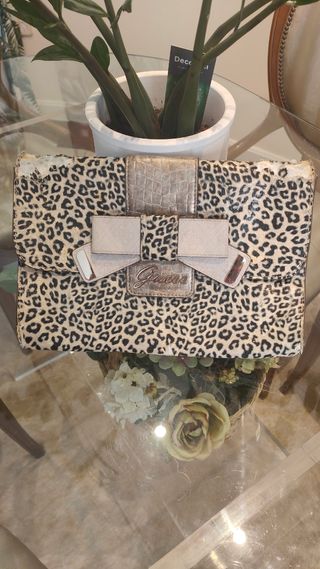 Bolso original Guess leopardo