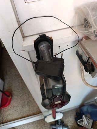 Aspiradora Dibea escoba vertical