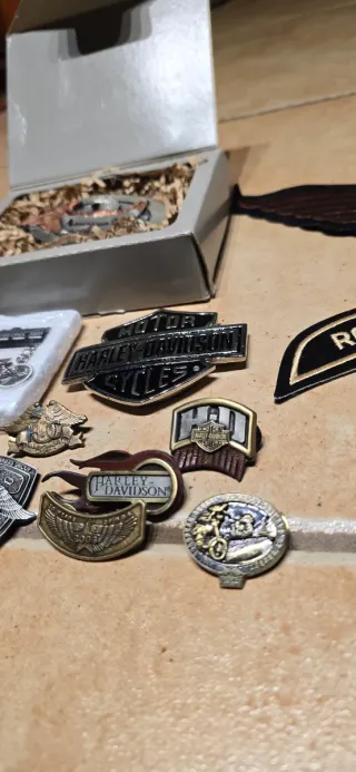 Lotes de chapas Harley Davidson e indian