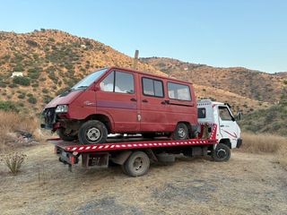 Nissan grua 24h  malaga 