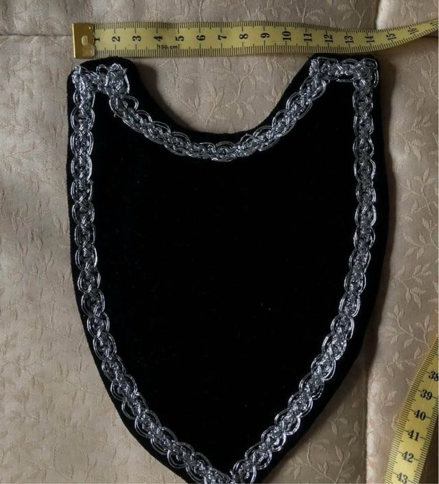 Pecherín dolorosa negro