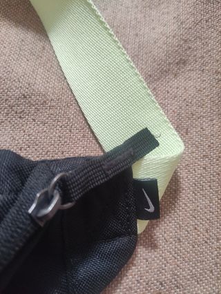 Riñonera Nike