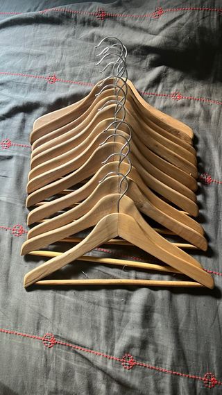 12 Perchas madera niños