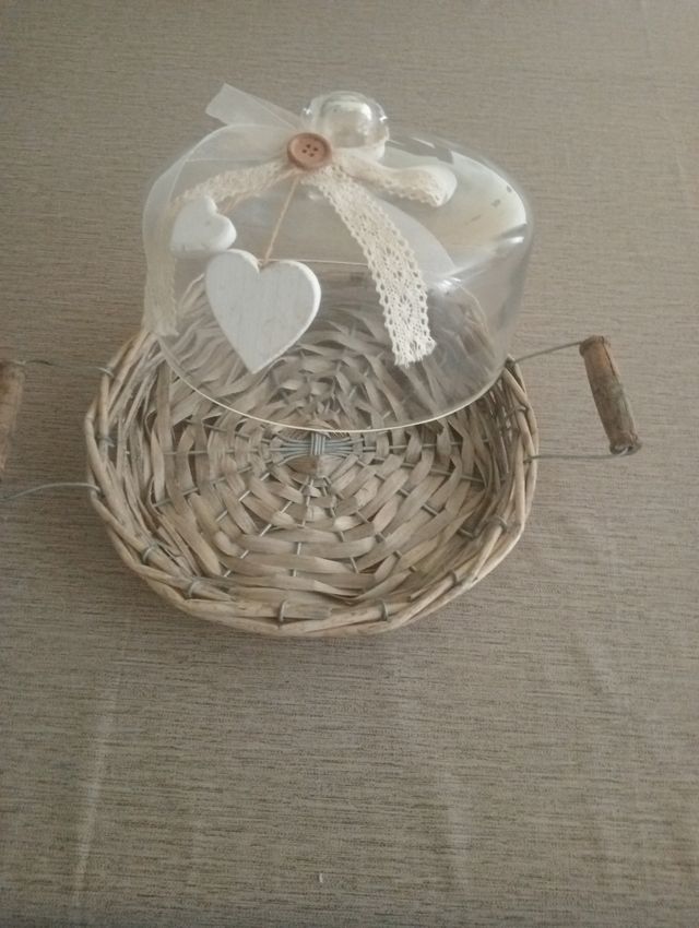 Bellissimo portaoggetti in vetro