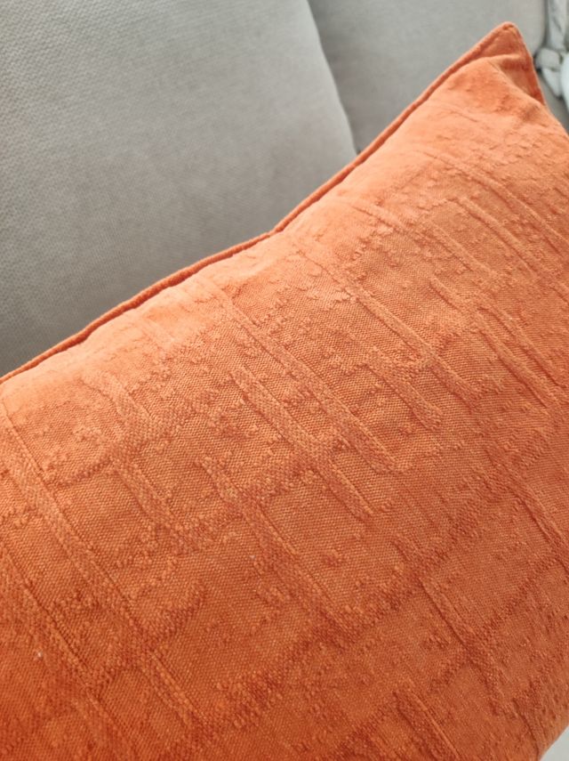 Funda cojín naranja