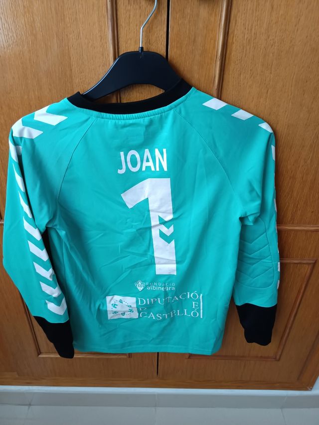 Cd Castellón. Lote de camisetas portero .