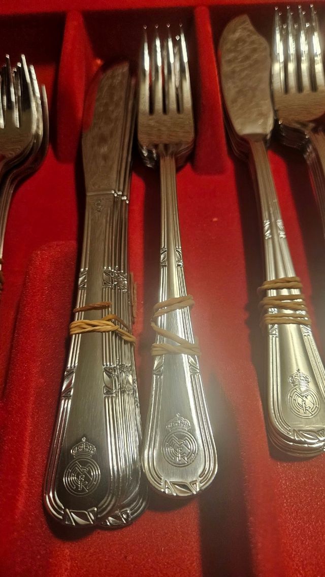 Cubertería Oficial Real Madrid, nueva.