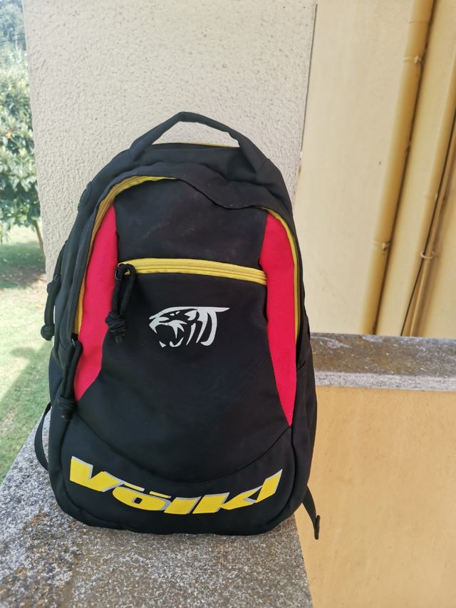 Mochila Volkl negra y roja