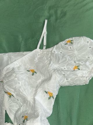 Mono blanco verano