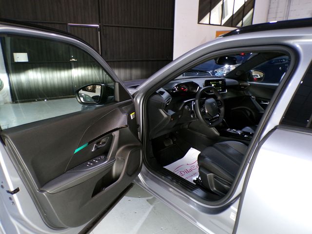 Peugeot 2008 1.5BlueHDI 130cv EAT8 2023