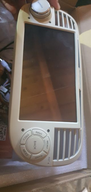Pantalla Fiat 500 nunca usada, 