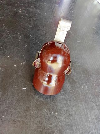 Lamparita para interior de vehículo clásico.