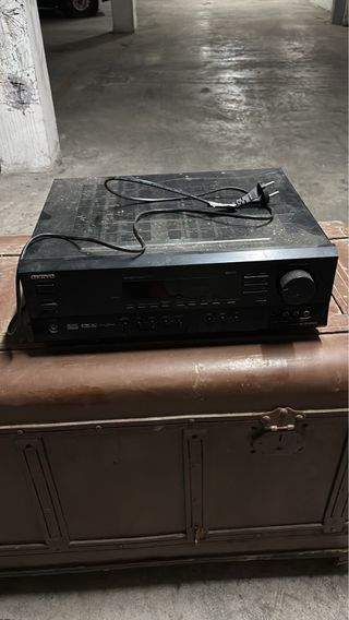 Amplificador Onkyo TX-SR605