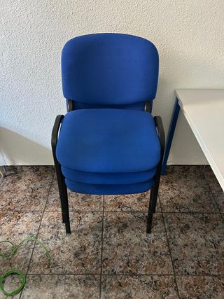 Sillas azules oficina