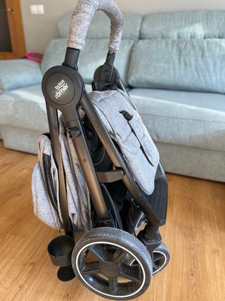 Silla paseo Britax Römer ligera + plástico lluvia