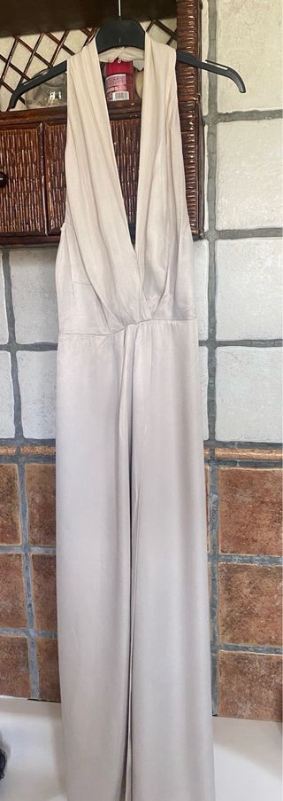 Mono beige Zara - Falda en un lateral 