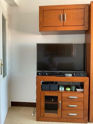 Mueble TV madera + estante
Recoger en Coruña
