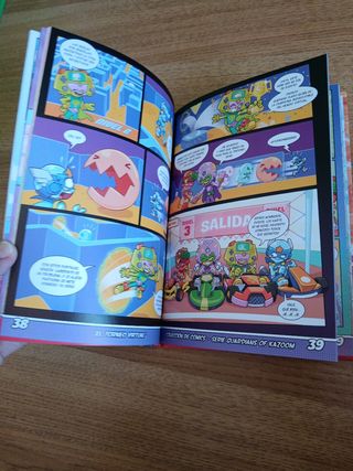 Libro Coleccionista Cómics Superthings - KK y G...