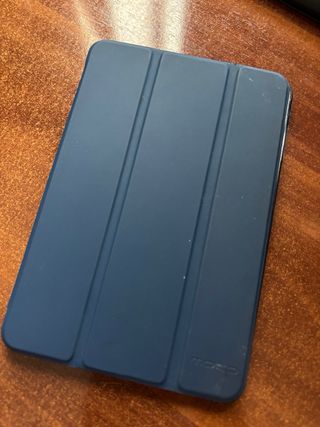 iPad mini 2 - 16GB - Modelo A1489. Con funda.