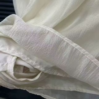 Vestido beige de gasa