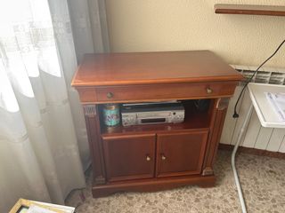 Mueble TV madera marrón