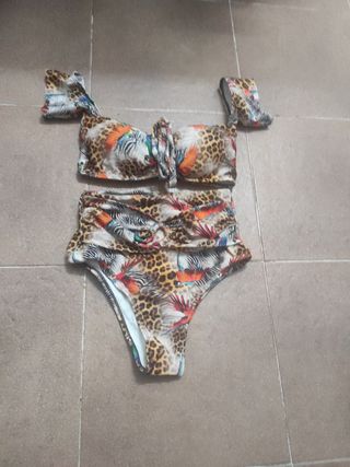 Bikini nuevo estampado animal talla P