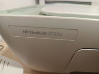 Impresora HP DeskJet 2722e - Verde/Blanca