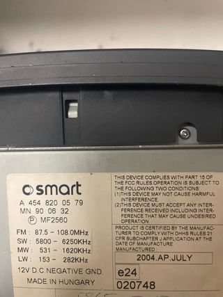 Radio smart for four 2005 LEER BIEN