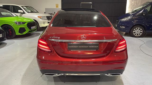 Mercedes-Benz Clase E 220D 194cv AMG Line 2018