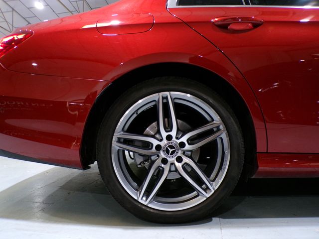Mercedes-Benz Clase E 220D 194cv AMG Line 2018