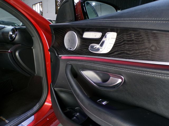 Mercedes-Benz Clase E 220D 194cv AMG Line 2018