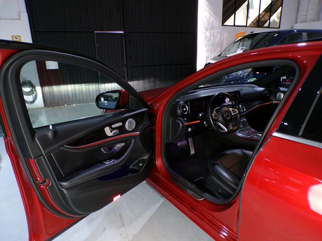 Mercedes-Benz Clase E 220D 194cv AMG Line 2018
