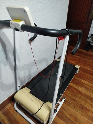 Cinta correr Homcom 500w usada