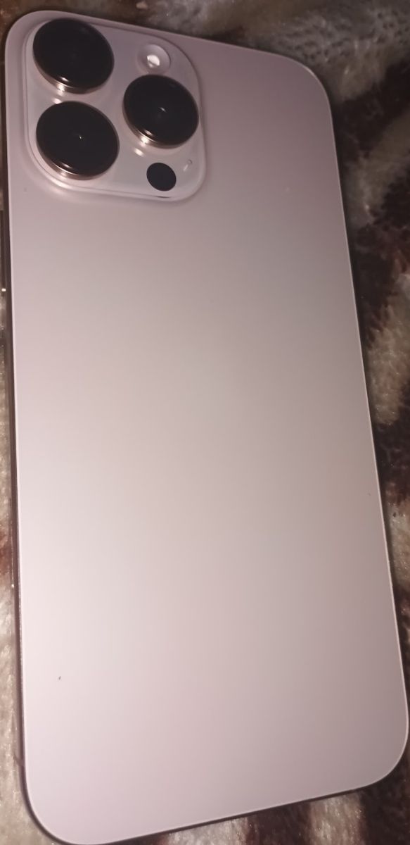 iPhone 16 Pro Max - Apple  no negociable