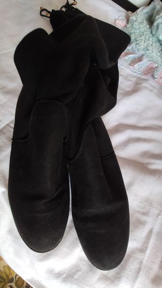 Botas altas negras de ante